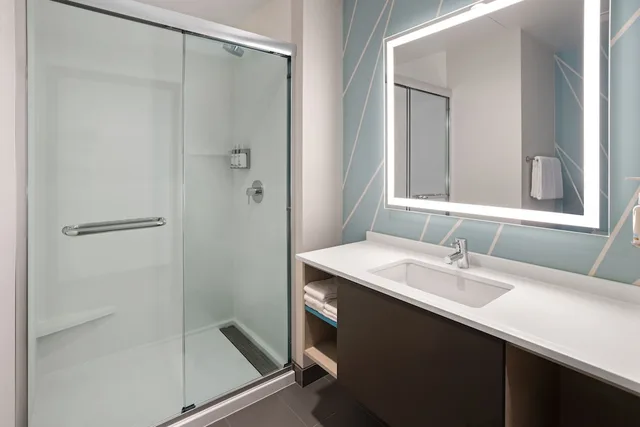 غرفة قياسية بسرير فردي، avid hotels - Brooklyn Dyker Heights an IHG Hotel 2/3