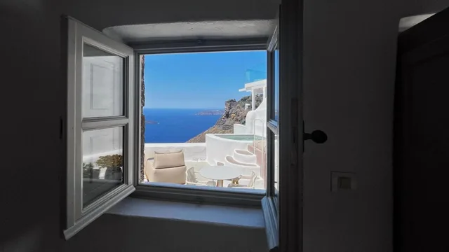 Caldera, Suite, Sea View, Outdoor Jetted Tub، Iconic Santorini 7/10