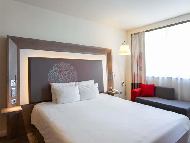 جناح بسرير كوين، NOVOTEL SOFIA 4/7