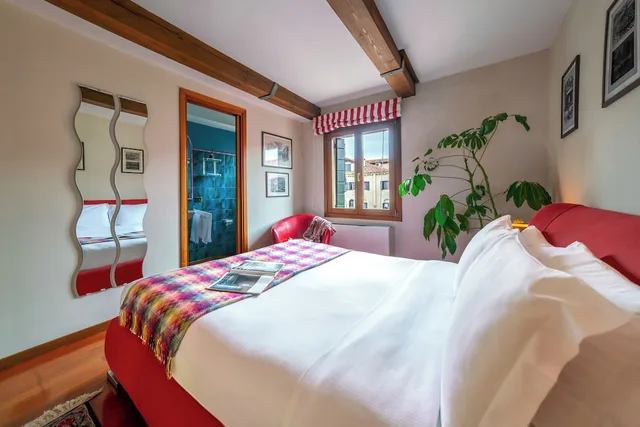 Condo, San Polo, Deluxe, King Bed, 3 Beds, Sofa, Annex، Palazzo San Luca 4/10