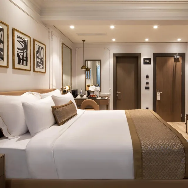 غرفة ديلوكس بسرير مزدوج بإطلالة على البحر، Mula Hotel 2/4