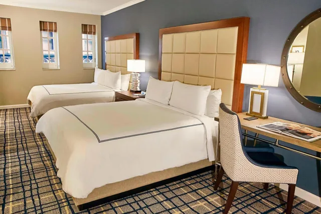 Executive, Studio, King Bed, 2 King Beds, 1 Double and 2 King Beds، The Adolphus, Autograph Collection 4/7