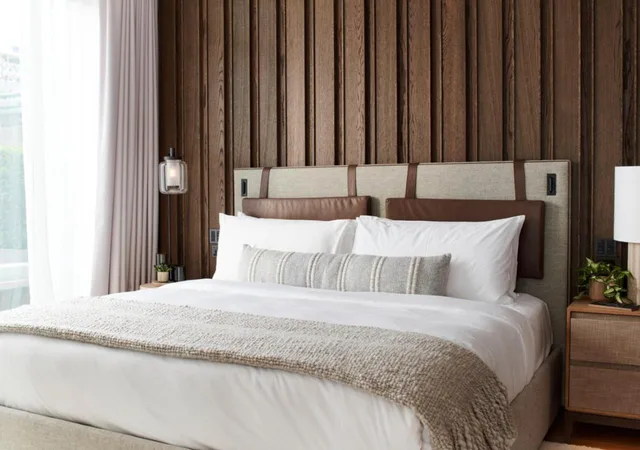 جناح، 1 Hotel Mayfair 1/3