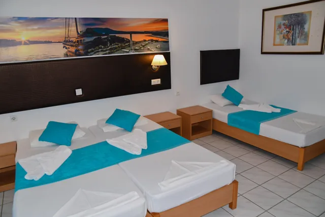 Standard, Triple, Balcony or Terrace، Blue Nest Hotel 3/3