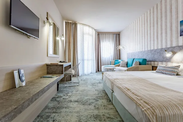 جناح جونيور بسريرين منفصلين مع أريكة، HI Hotels Imperial Resort 1/2
