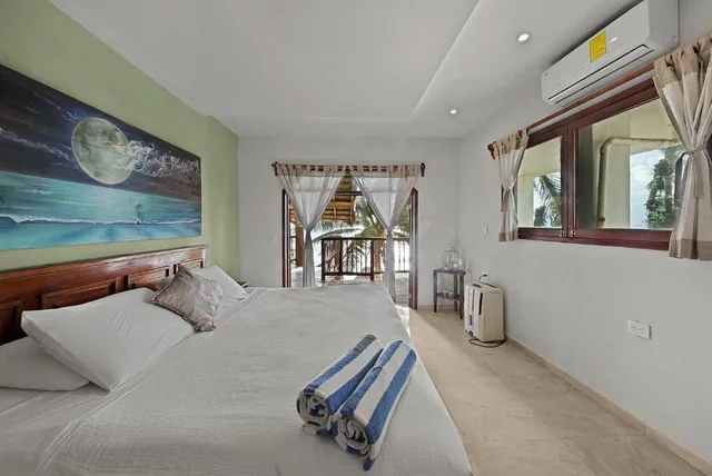 Room, Queen Bed, Ocean Front، Playa Canek Boutique Eco Hotel 1/9