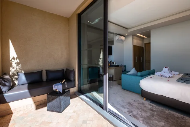 غرفة بريفيليج بسرير كينج بشرفة، Sirayane Boutique Hotel And Spa 2/2