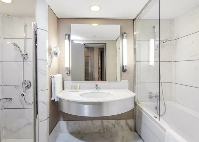 غرفة ركنية بسرير كوين، Grand Hotel Konya 6/7