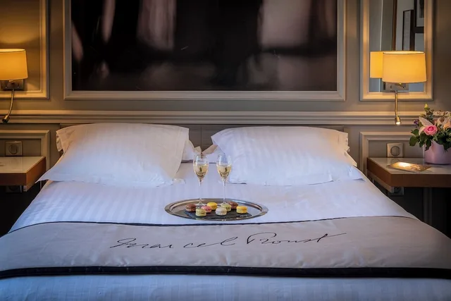 غرفة كلاسيكية بسرير مزدوج، Hotel Litteraire Le Swann, Bw Premier Collection 3/4
