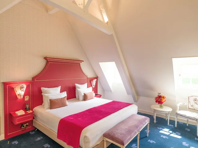 Deluxe, King Bed, LE CHATEAU D'AUDRIEU 1/10