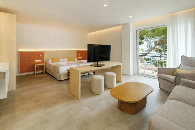 Junior Suite, Studio, King Bed، Cala Ferrera Hotel 10/10