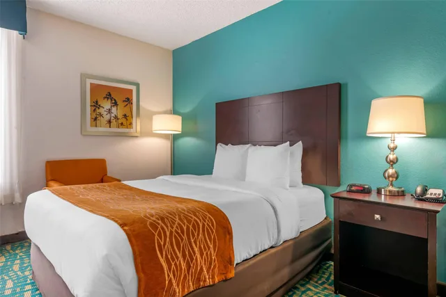 غرفة بسرير كوين لذوي الإعاقة، Comfort Inn & Suites Fort Lauderdale West Turnpike 6/7