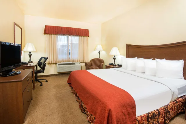 غرفة بسرير كينج، Days Inn By Wyndham Ellis 1/2