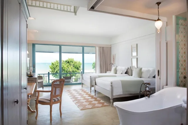 Seaside Deluxe with Sea View، Devasom Hua Hin Resort 2/3