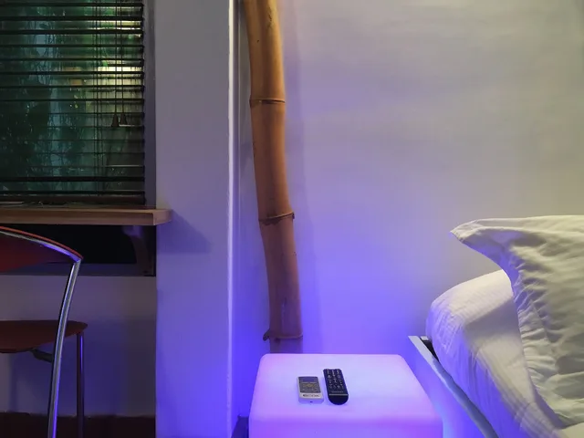 Blue, Junior, Double Bed، Les Lezards Bed Breakfast 2/3