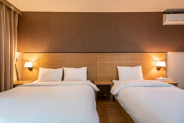 غرفة ديلوكس بسرير مزدوج وسرير فردي، Stella Maris Hotel 3/5