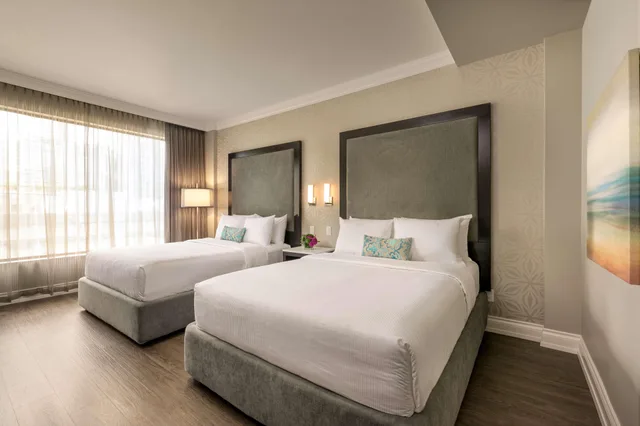 غرفة رباعية بسريرين كوين، Georgian Court Hotel, WorldHotels Elite 2/3