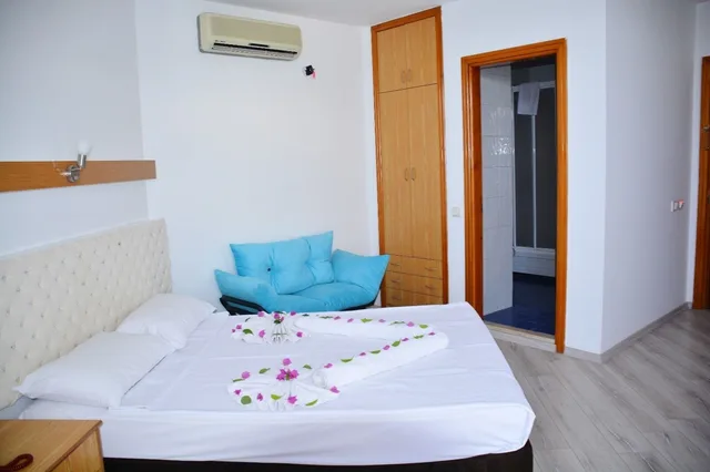 غرفة قياسية ثلاثية بسرير مزدوج وسرير فردي، Miranda Moral Beach Hotel 5/10