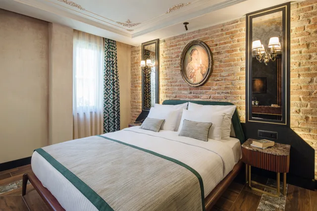 Superior, Double Bed, Tria Hotel Istanbul 2/4