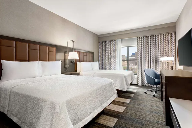 غرفة بسريرين كوين، Hampton Inn and Suites Kansas City Downtown Crossroads 1/2