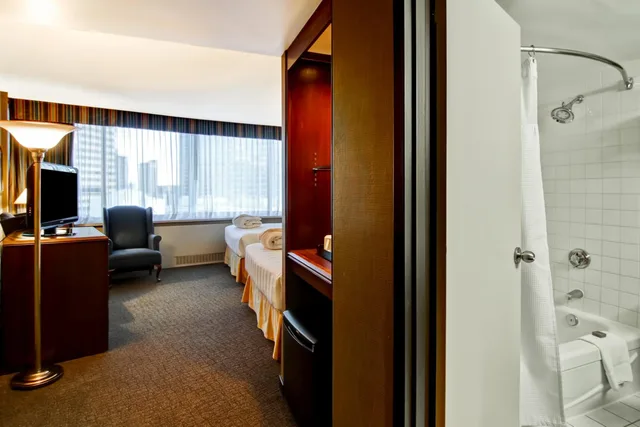 غرفة بسريرين مزدوجين، Chateau Lacombe Formerly Crowne Plaza Chateau Lacombe 10/10