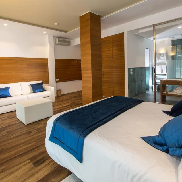 جناح جونيور بإطلالة على البحر، Hotel Aurora 3/10