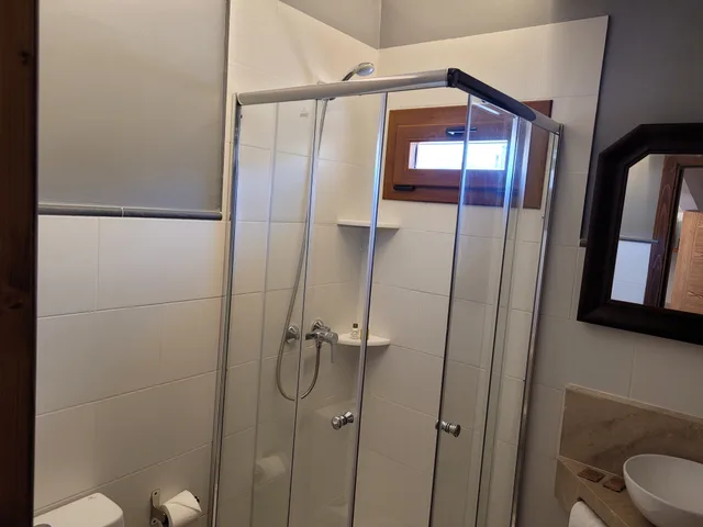 غرفة ثلاثية، CASAL DE PETRA ROOMS & POOL 8/10