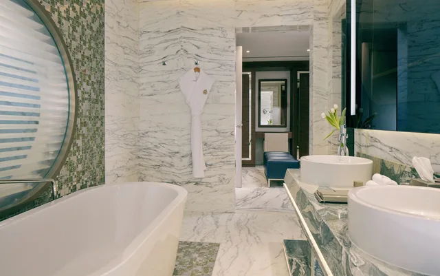 جناح ملكي بسرير كينج وسريرين منفصلين، Royal M Hotel Abu Dhabi By Gewan 3/4