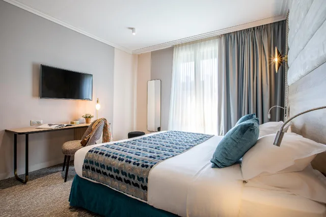 غرفة سوبيريور بسرير كوين بإطلالة على المدينة، Hotel Nude Paris - Color Vision 1/1