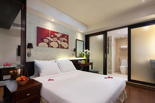 غرفة قياسية بسريرين منفصلين وسرير كوين، Skylark Boutique Hotel 1/1