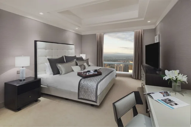 إقامة بسرير كينج وسريرين منفصلين بغرفتي نوم، Shangri-La Residences The Fort, Manila 1/3
