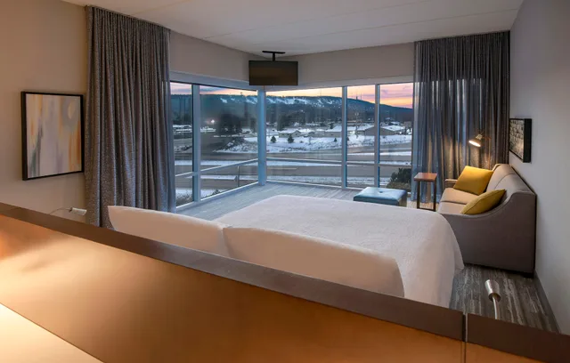 غرفة بريميوم بسرير كينج، Hilton Garden Inn Wausau 1/2