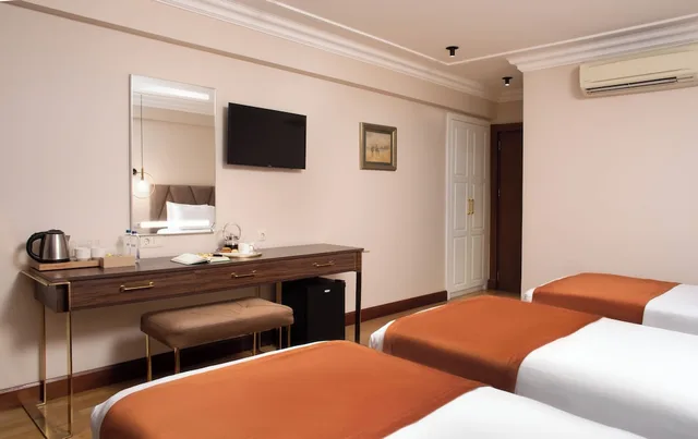 غرفة قياسية ثلاثية بثلاثة أسرّة، Recital Park Hotel 3/4
