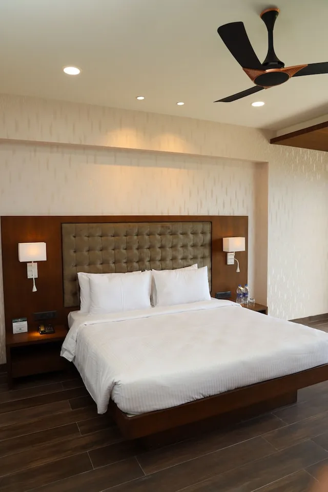غرفة ديلوكس بسرير كوين بإطلالة على المسبح، Devka Beach Resort 2/9