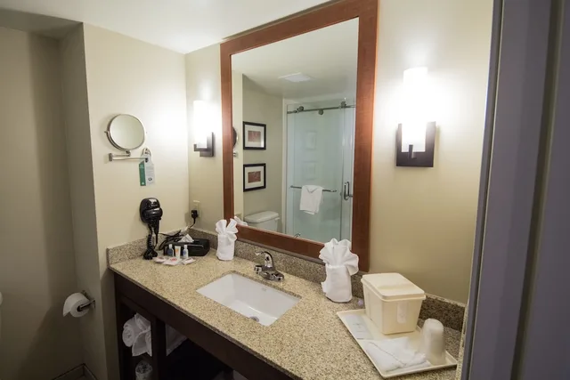 جناح بسريرين كوين مع أريكة لذوي الإعاقة، Comfort Suites Dunnellon near Rainbow Springs 10/10