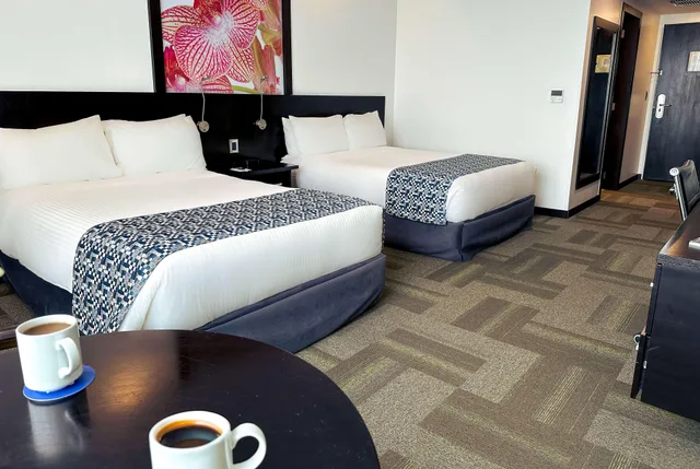 غرفة بسرير كينج، Wyndham Quito Airport 2/4