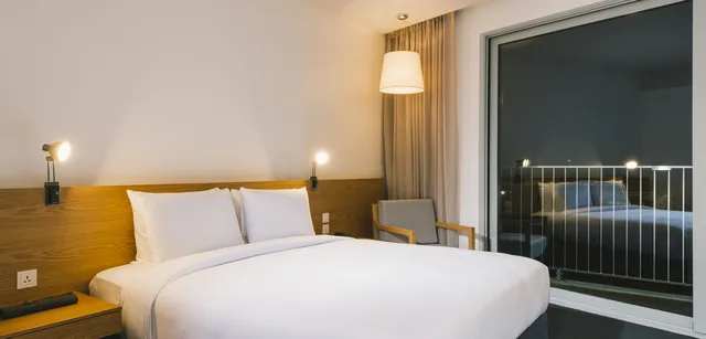 غرفة قياسية بسرير مزدوج بإطلالة على البحر، Nest Hotel Incheon 2/5
