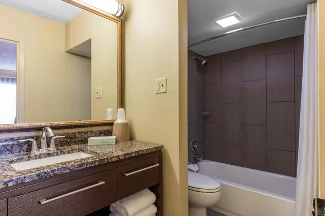 غرفة قياسية بسرير كوين، The Capitol Hotel Downtown, Ascend Hotel Collection 9/10