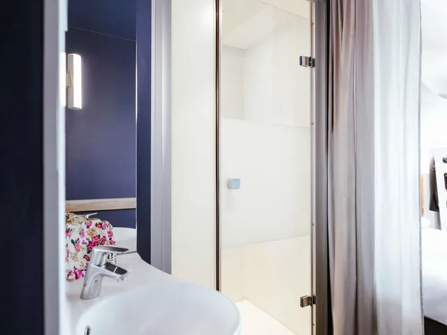 Standard, Multiple Beds، Ibis Budget Luxembourg Aeroport 3/7
