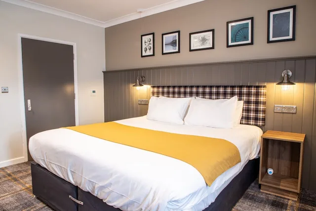 غرفة بريميوم بسرير كوين، Almondsbury Interchange Hotel 2/9