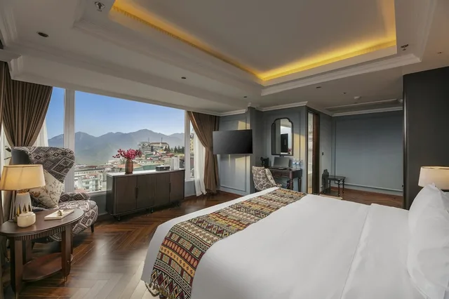 Horizon, Twin Beds, Mountain View, Balcony, Sapa Horizon Hotel 1/10