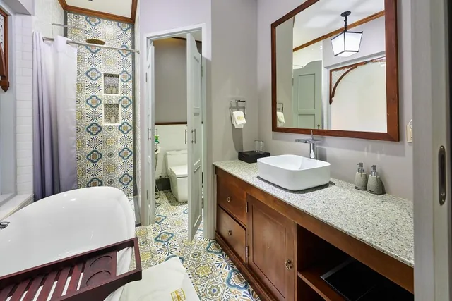 Courtyard, Twin Beds، Mybanlao Hotel 9/10