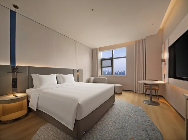 Standard, King Bed, Extra Floor Space، YiWu Zhonglian Kaixin Hotel 2/8