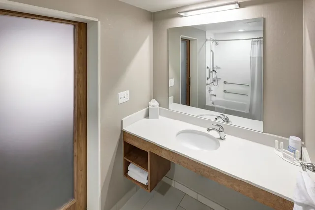 استوديو بسرير كينج مع أريكة، Springhill Suites By Marriott Salt Lake City Airport 2/5