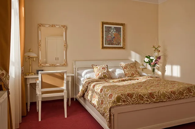 غرفة قياسية بسرير مزدوج أو سريرين منفصلين، Alqush Downtown Hotel 3/7