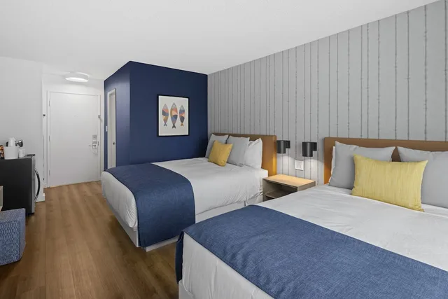 Standard, 2 Queen Beds, Pool Side، Sea Harbor Hotel 1/3