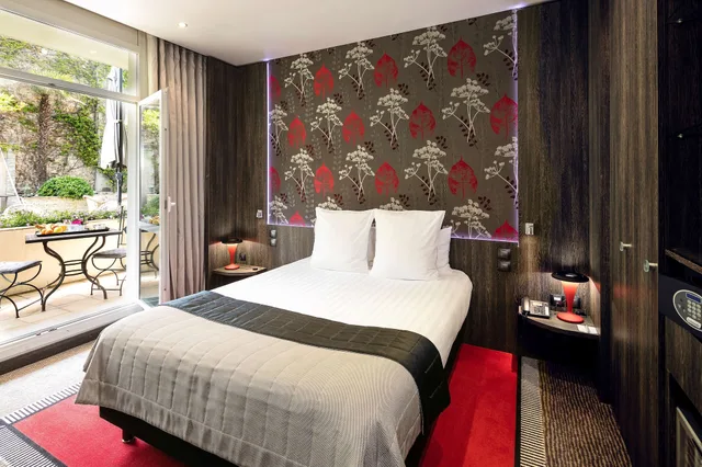 غرفة سوبيريور بسرير كوين بشرفة، Best Western Premier Patio Des Artistes 7/9