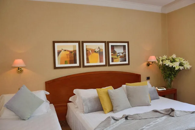 غرفة ثلاثية مع أريكة، LH Hotel Lloyd Rome 3/4