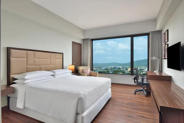 غرفة ديلوكس بسرير كينج، Four Points By Sheraton Navi Mumbai Vashi 2/5
