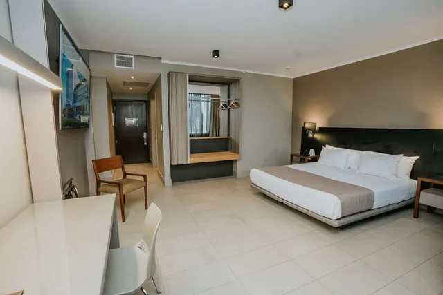 غرفة بسرير كينج لذوي الإعاقة، Best Western Ferrat 2/6